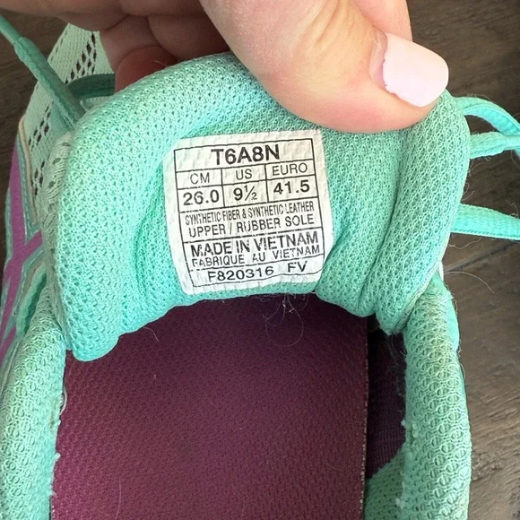 Asics Women’s Running Shoes – Size 9.5, Teal with Purple & White - Picture 3 of 4